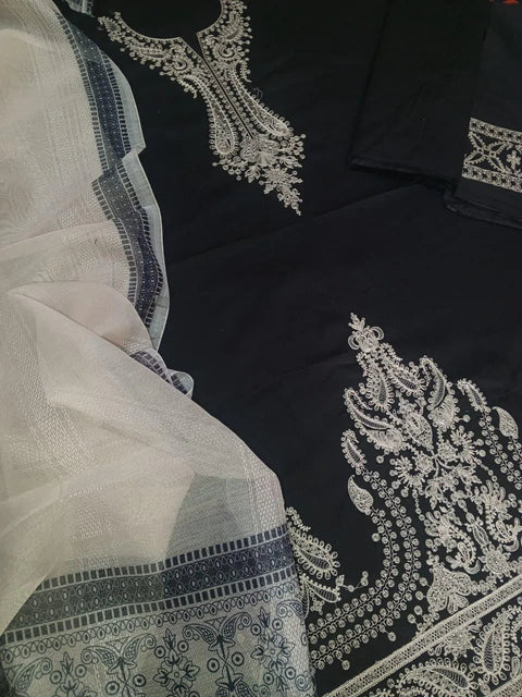 Black Embroidered 3-Piece Lawn Suit - Fabric Detail 3